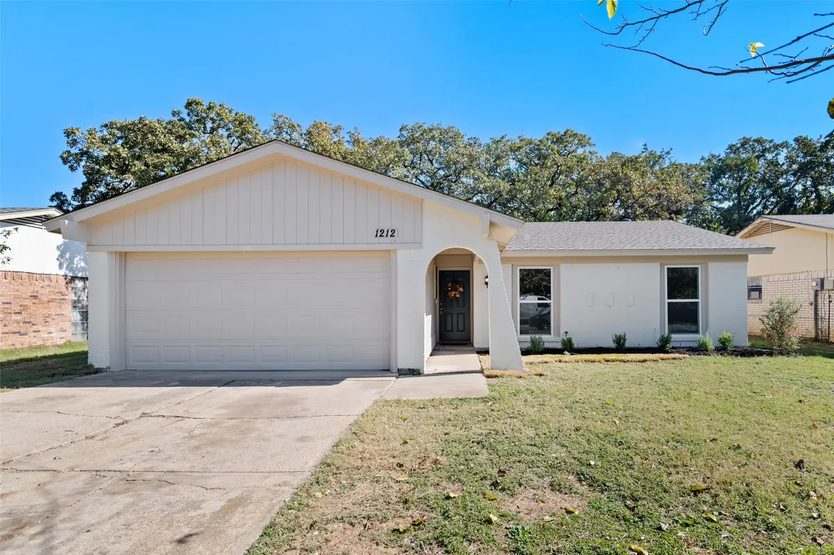 1212 Autumn Oak Drive, Denton, TX 76209 - Image #1