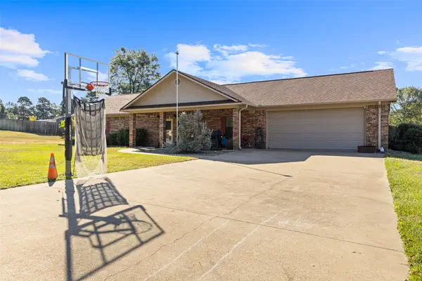 124 Woodpecker Road, Gladewater, TX 75647