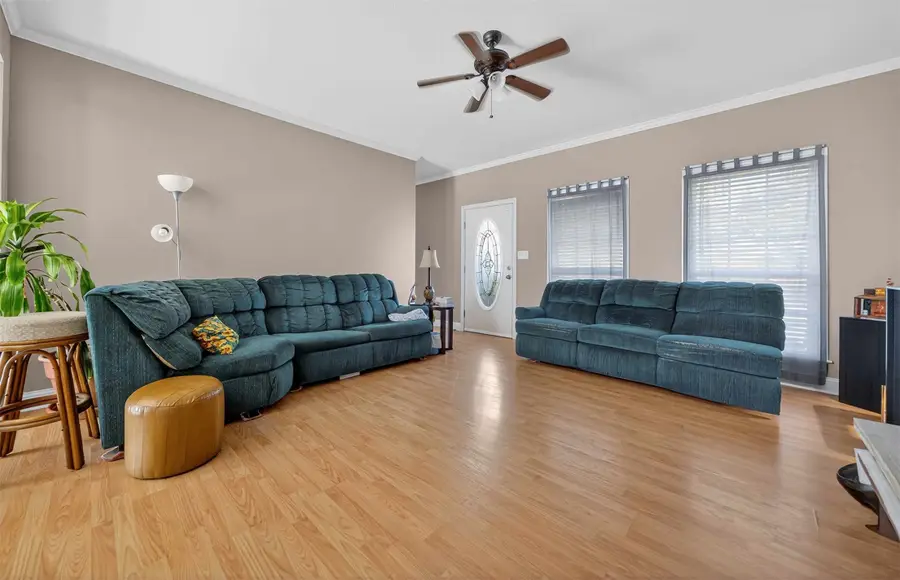 517 Wildewood Drive, Chandler, TX 75758 - Image #3