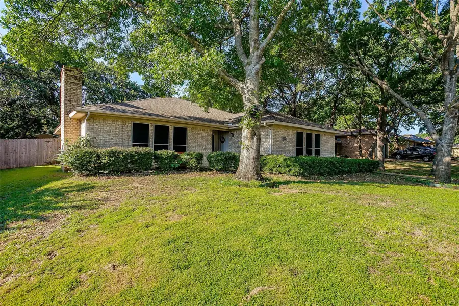 5306 Oak Brook Road, Arlington, TX 76016 - Image #2