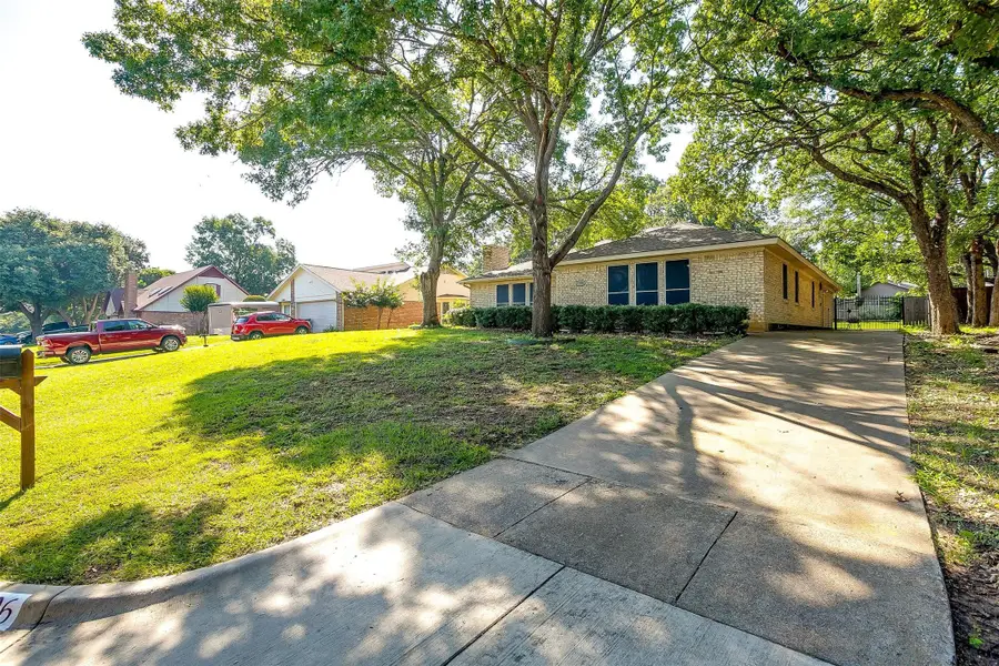 5306 Oak Brook Road, Arlington, TX 76016 - Image #3