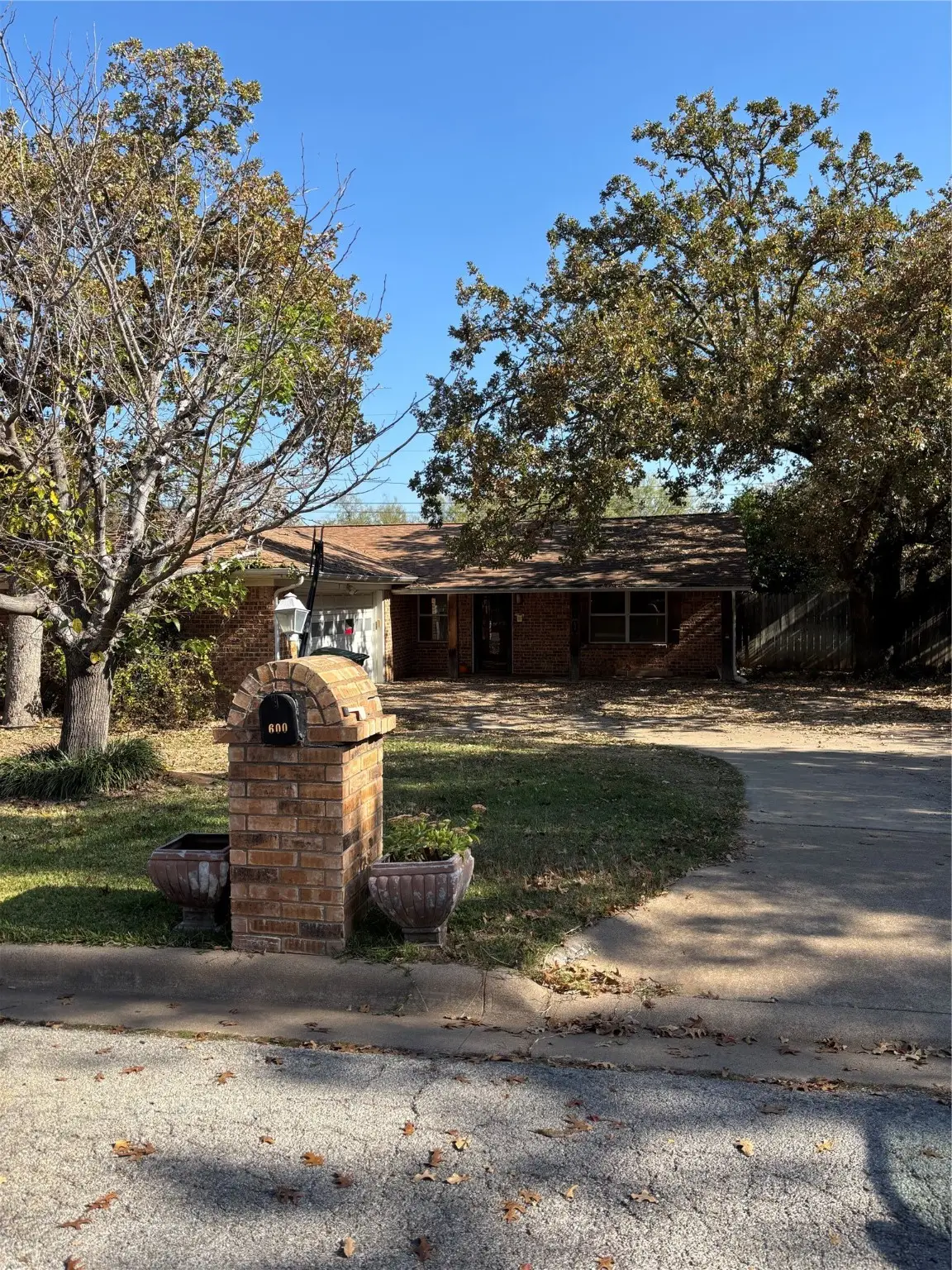 600 Travis Drive, Mineral Wells, TX 76067 - Image #1