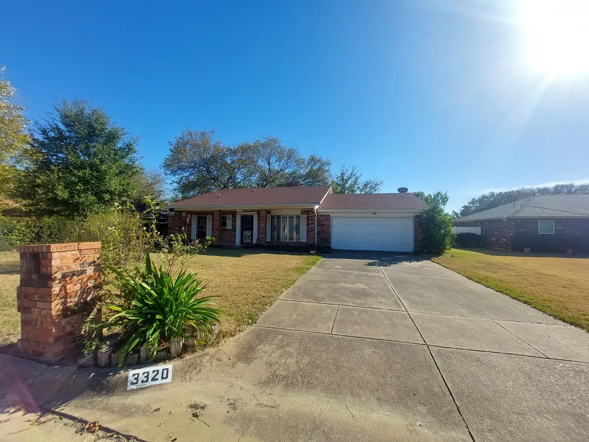 3320 Landmark Lane, Forest Hill, TX 76119 - Image #1