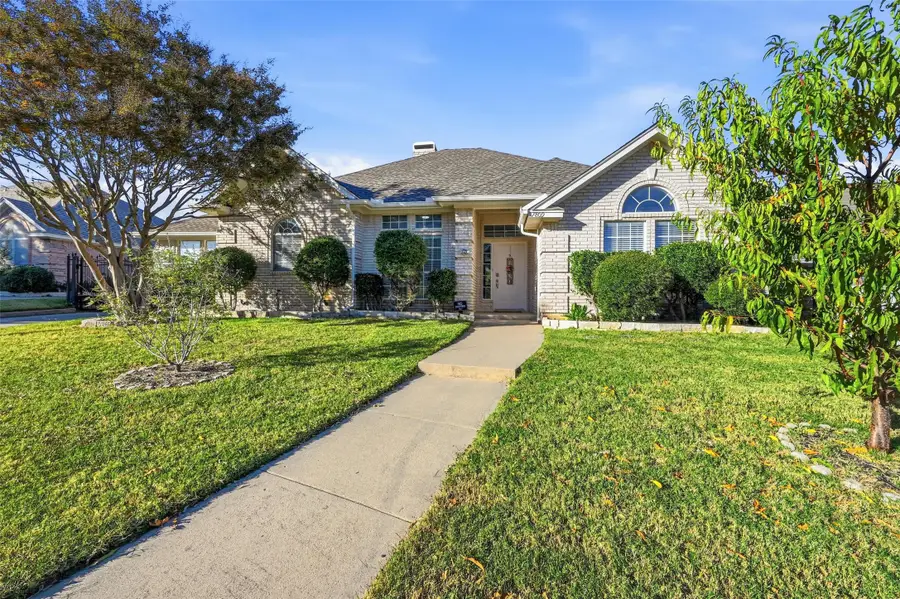 7809 Hightower Drive, North Richland Hills, TX 76182 - Image #2