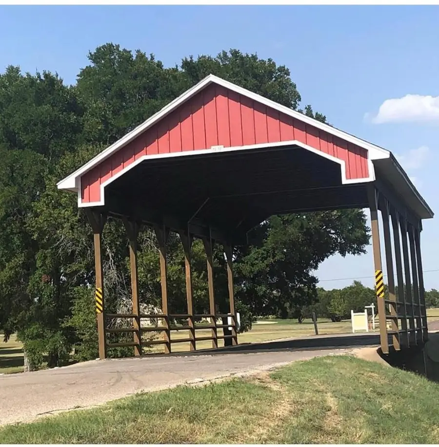 1004 White Bluff Drive, Whitney, TX 76692 - Image #2