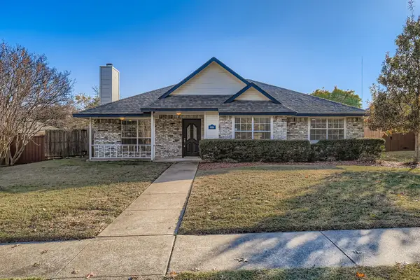 305 Bryan Place, Cedar Hill, TX 75104