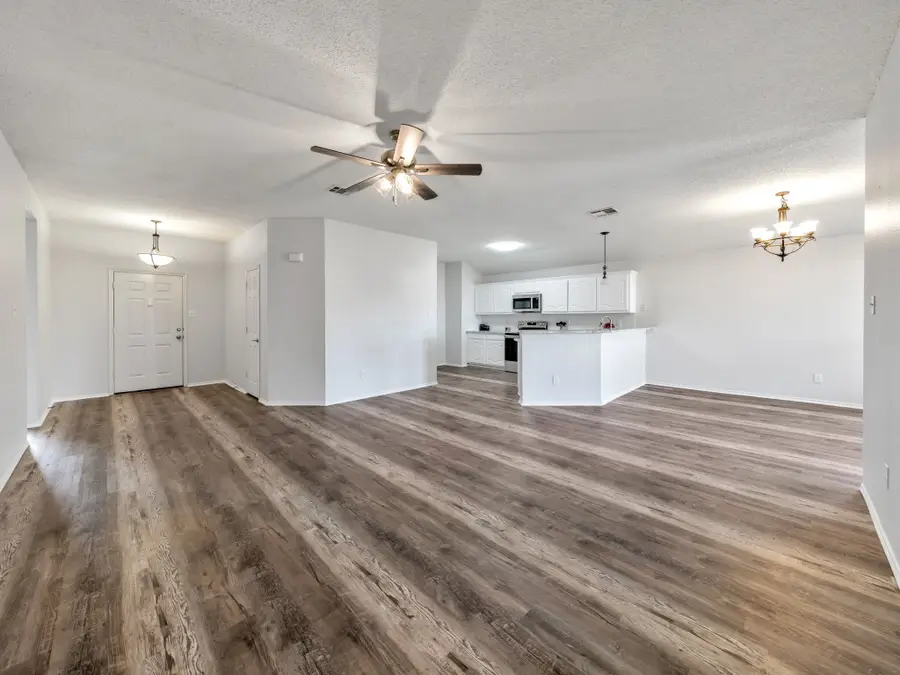 1410 Jacksons Run, Greenville, TX 75402 - Image #2