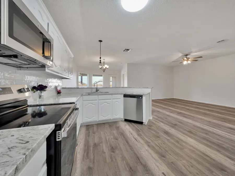 1410 Jacksons Run, Greenville, TX 75402 - Image #3