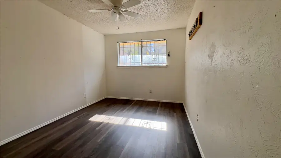 636 Scottsboro Lane, Dallas, TX 75241 - Image #3