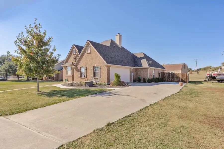 503 Port O Call Drive, Runaway Bay, TX 76426 - Image #3