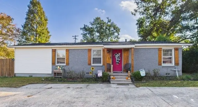 213 Reierson Avenue, Athens, TX 75751 - Image #2