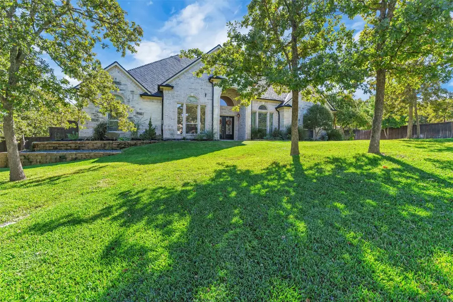 3404 Oak Leaf Drive, Burleson, TX 76028 - Image #3