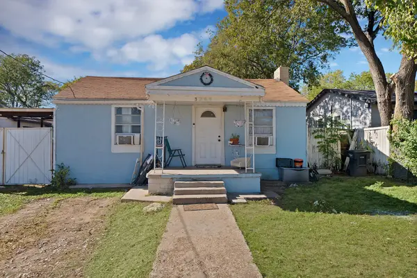 3209 Prairie Avenue, Fort Worth, TX 76106