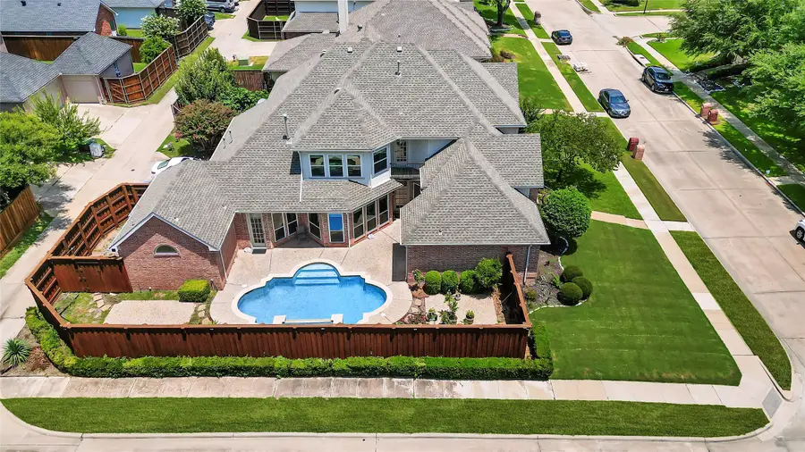 1807 Meadowcove Drive, Richardson, TX 75081 - Image #3