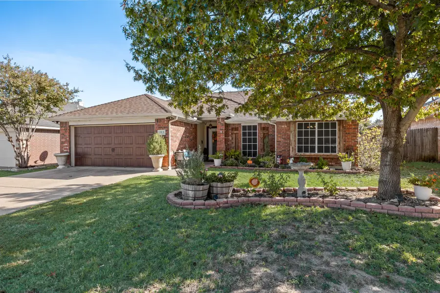 113 Adams Drive, Crowley, TX 76036 - Image #2