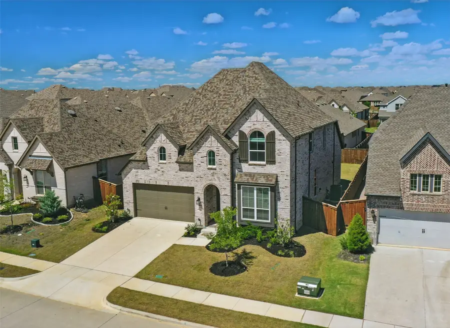 4008 Prickly Pear Avenue, Aubrey, TX 76227 - Image #2