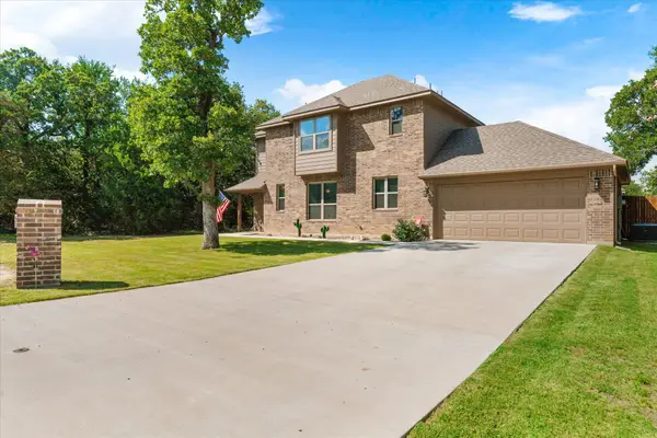 3800 Juniper Court, Granbury, TX 76048