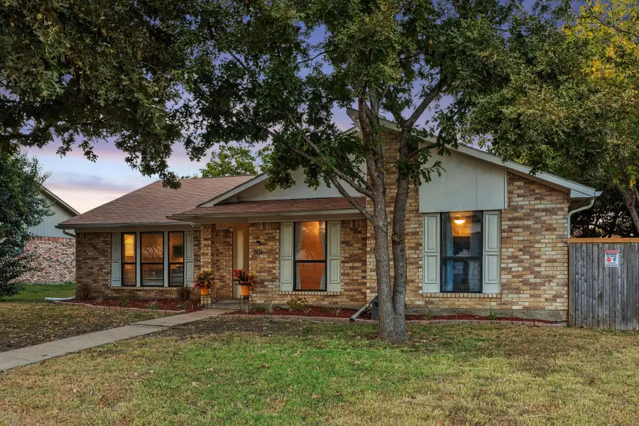 801 Whitehall Drive, Plano, TX 75023 - Image #3