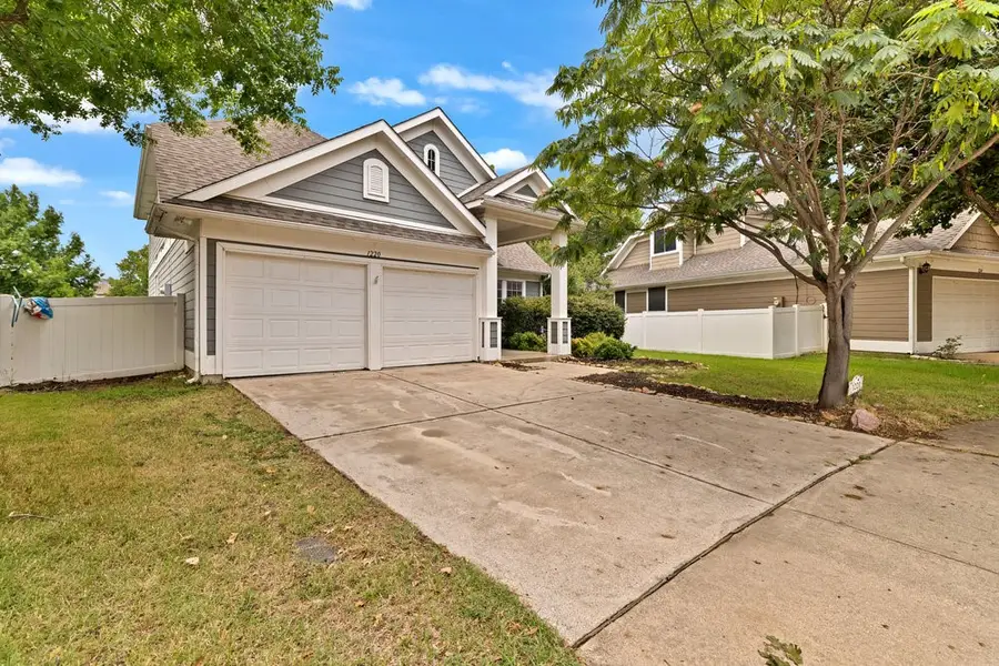 1220 Kingston Place, Providence Village, TX 76227 - Image #2