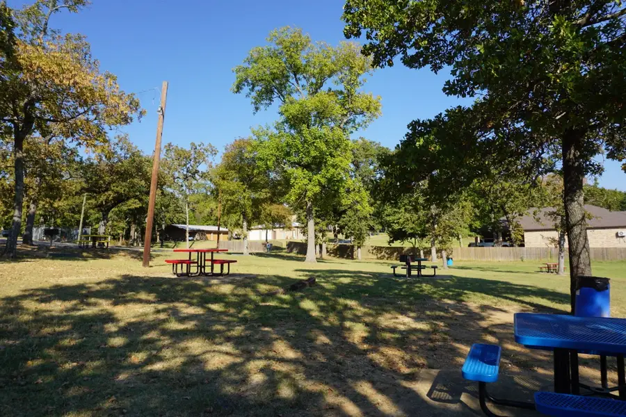 1688 Doc Holiday Dr, Log Cabin, TX 75148 - Image #3