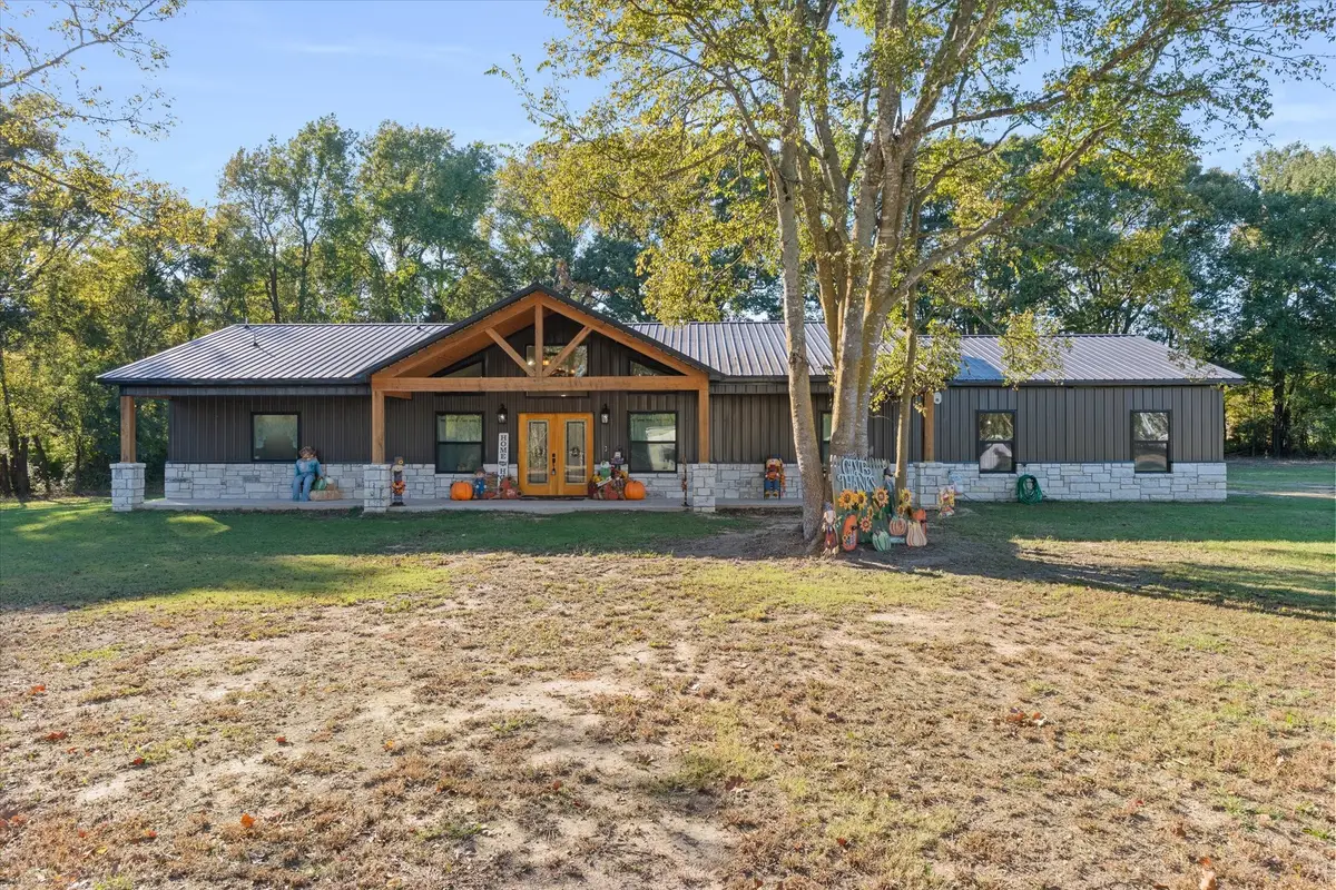 250 Vz County Road 4301, Ben Wheeler, TX 75754 - Image #1