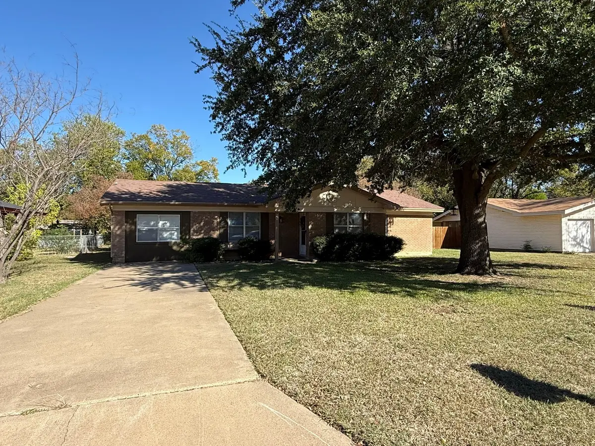 2206 12th Street, Brownwood, TX 76801 - Image #1