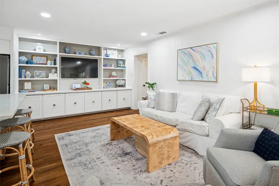 10040 Lakemere Drive, Dallas, TX 75238 - Image #3