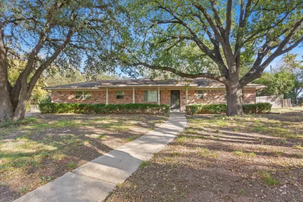 8756 Panther Drive, Woodway, TX 76712