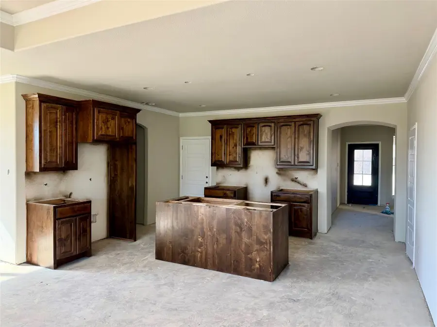 222 Cheyenne Trail, Alvarado, TX 76009 - Image #3