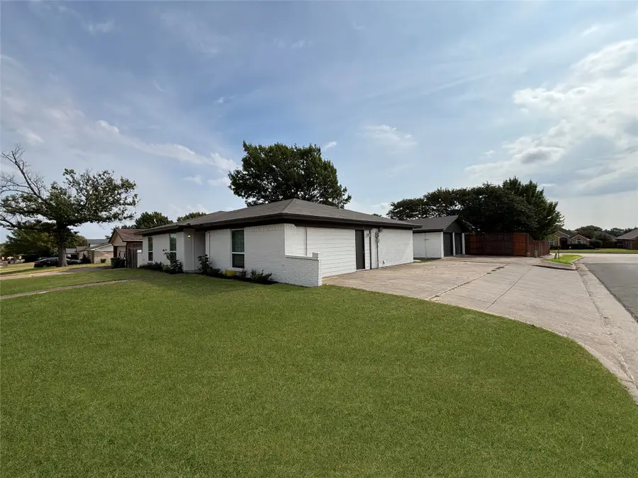 6250 Shirley Drive, North Richland Hills, TX 76180 - Image #3