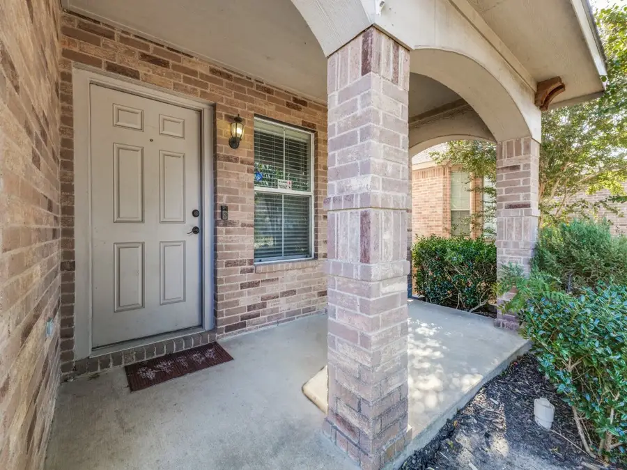2038 Stagecoach Trail, Heartland, TX 75126 - Image #3