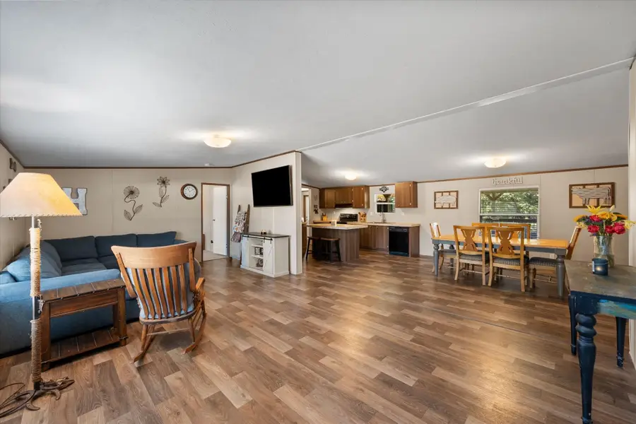 1517 County Road 2162, Barry, TX 75102 - Image #3