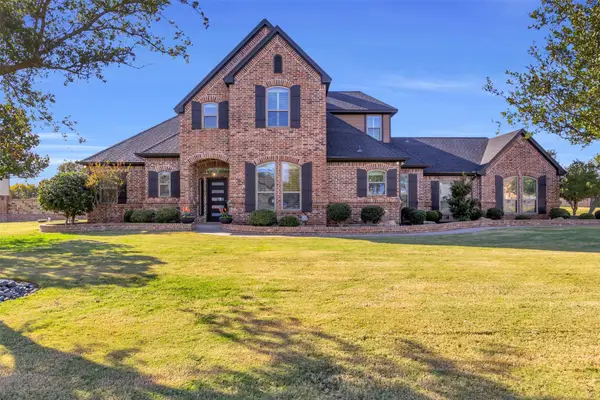 2200 Twin Creeks Court, Pilot Point, TX 76258