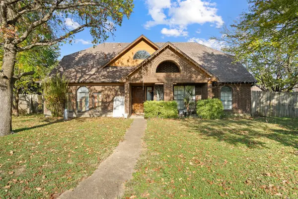 822 Aspen Lane, DeSoto, TX 75115