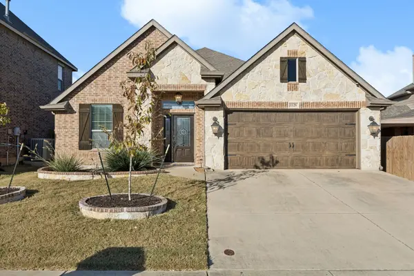 1129 Albany Drive, Fort Worth, TX 76131