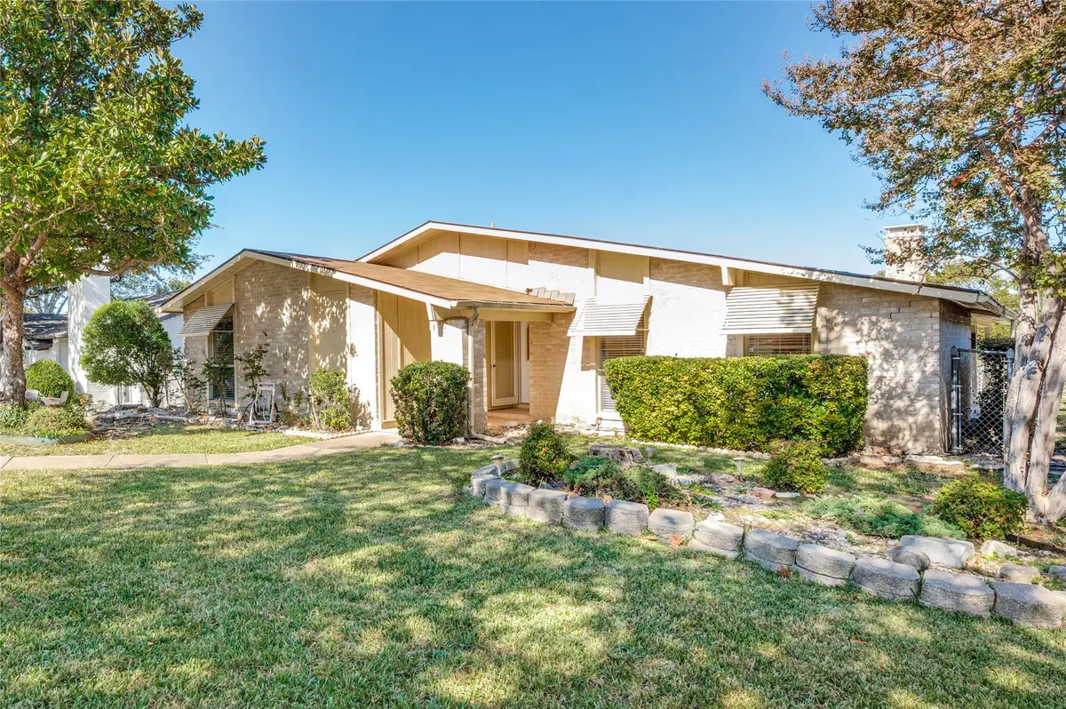 3020 Ravine Trail, Carrollton, TX 75007 - Image #1