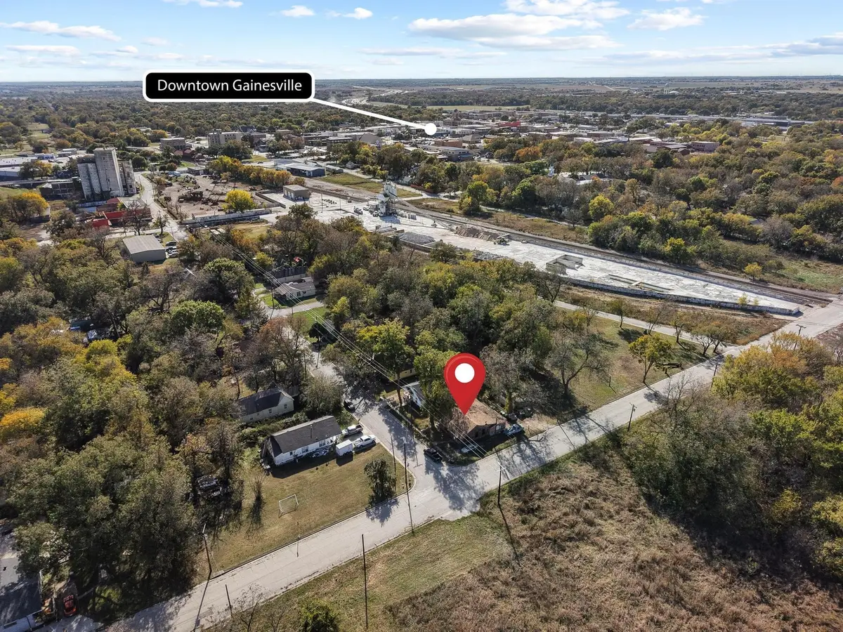 625 Denison Street, Gainesville, TX 76240 - Image #1
