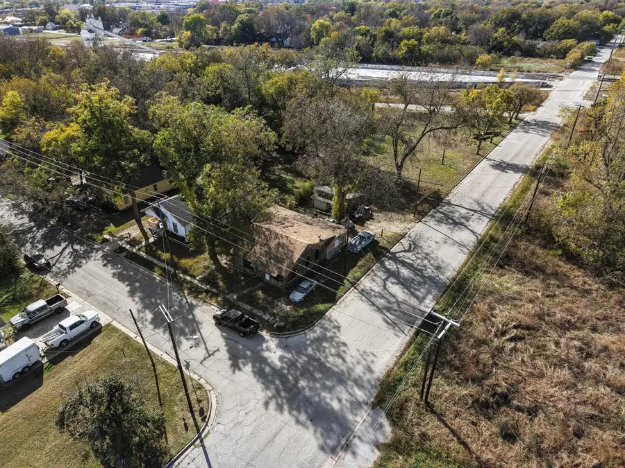 625 Denison Street, Gainesville, TX 76240 - Image #3