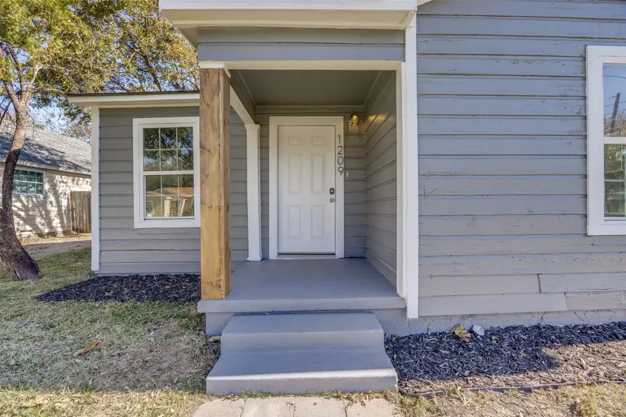 1209 S Maxey, Sherman, TX 75090 - Image #2