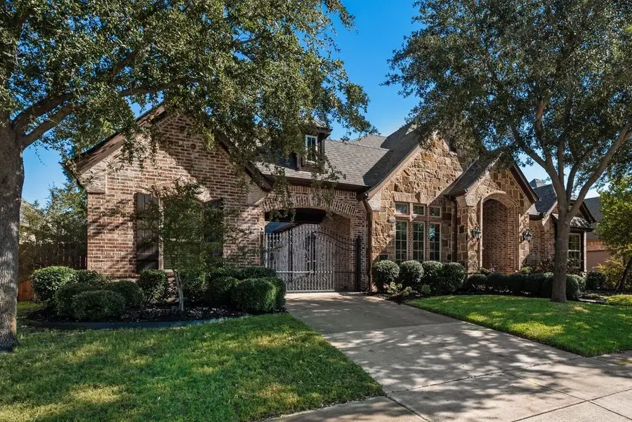 8308 Johns Way, North Richland Hills, TX 76182 - Image #2