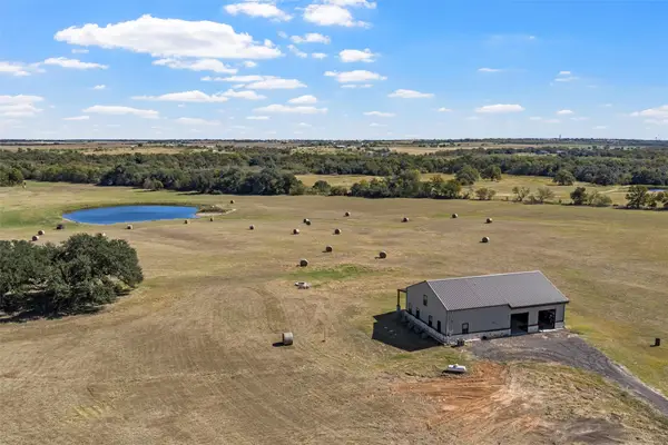 684 County Road 473, Lott, TX 76656