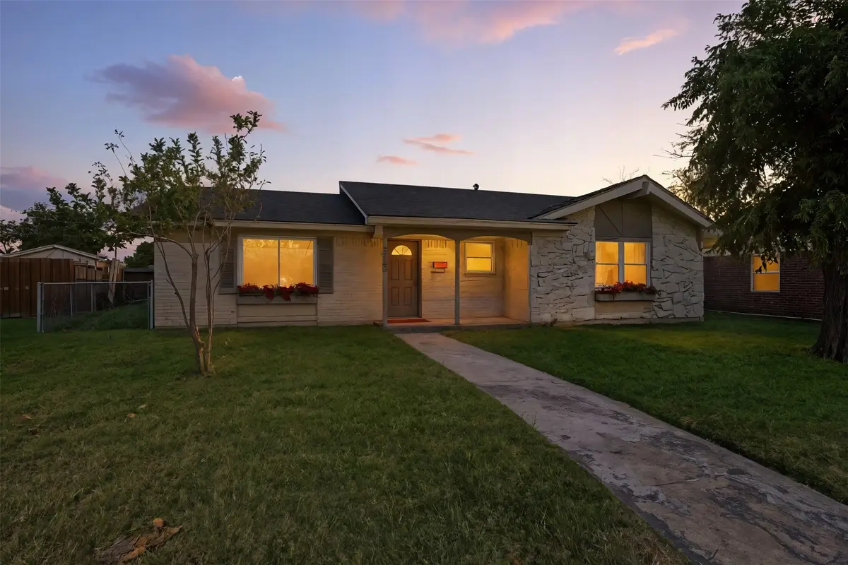 3935 Glenhaven Circle, Garland, TX 75042 - Image #1