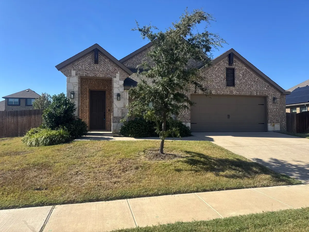 1819 Isabella Court, Glenn Heights, TX 75154 - Image #1
