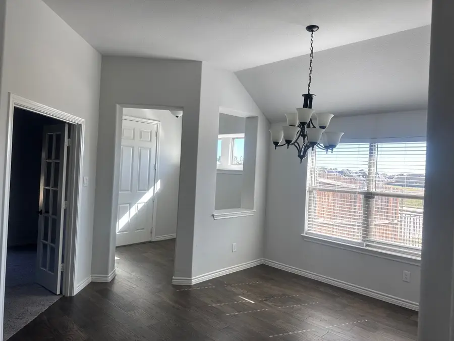 1819 Isabella Court, Glenn Heights, TX 75154 - Image #2