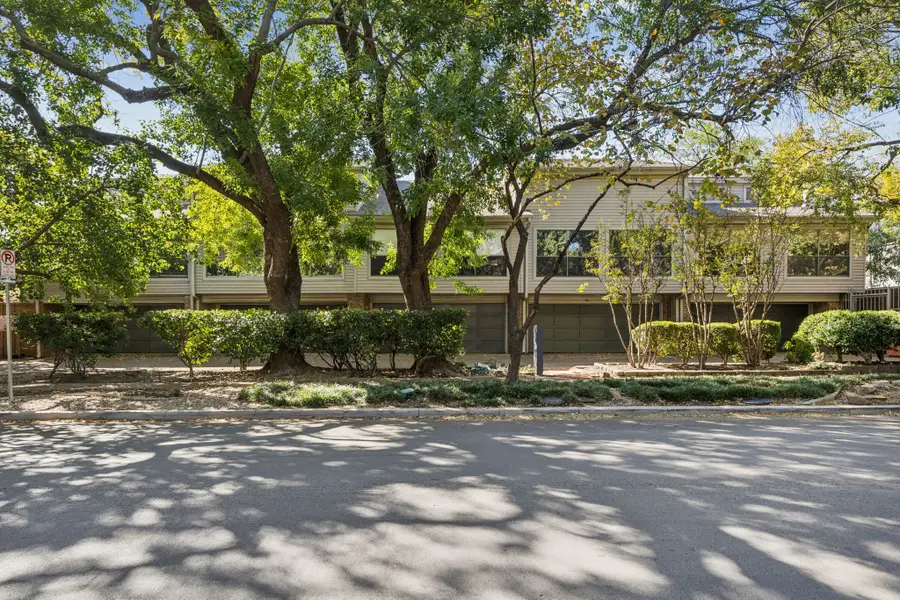 4411 Gilbert Avenue #12, Dallas, TX 75219 - Image #2