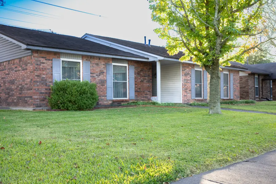 2430 Cedar Elm Lane, Garland, TX 75043 - Image #2