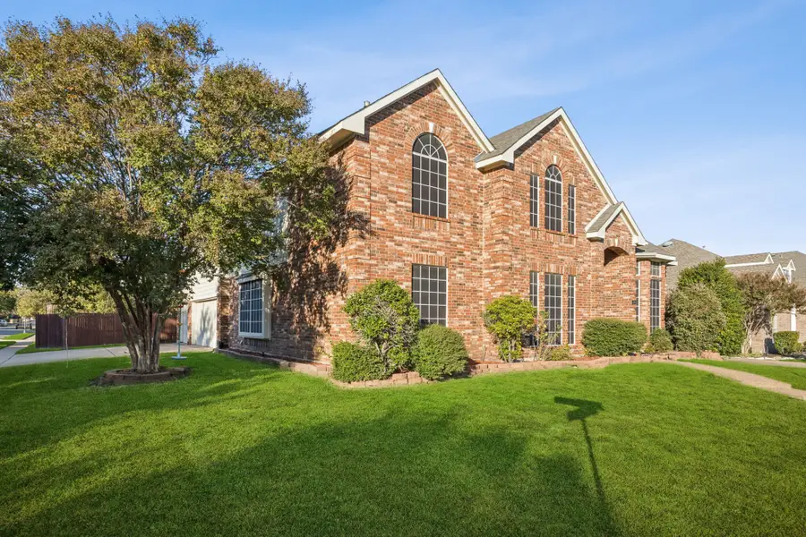 213 Sherwood Drive, Murphy, TX 75094 - Image #2