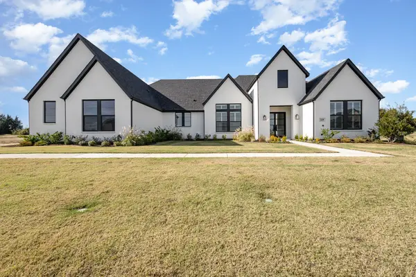 249 Vidrio Drive, Sunnyvale, TX 75182