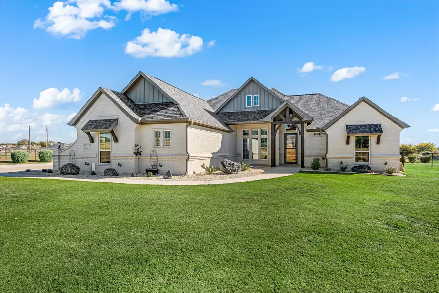 151 Bluff Ridge Court, Paradise, TX 76073 - Image #3