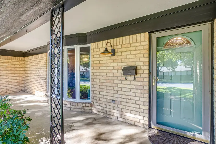 3624 Winifred Drive, Fort Worth, TX 76133 - Image #3